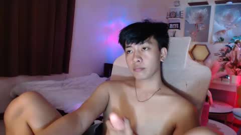 Neil Taylor online show from 12.13.25