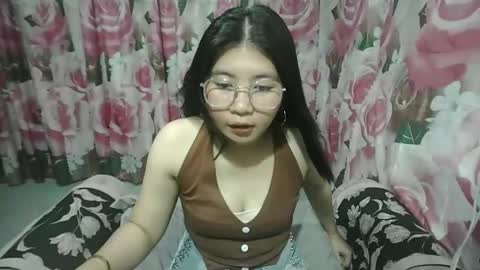 Snapshot of cutie_ethel chatting on 05.14.26 cutie_ethel online show from 05.14.26