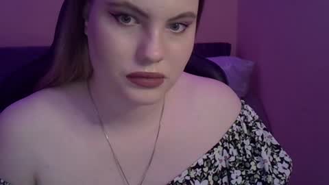 Snapshot of cutie_girl__ chatting on 07.15.26 cutie_girl__ online show from 07.15.26