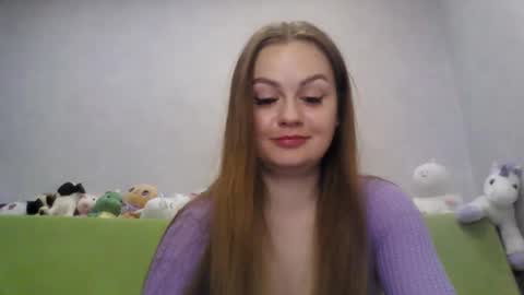 Snapshot of cutie_klo_ chatting on 04.28.26 Chloe online show from 04.28.26