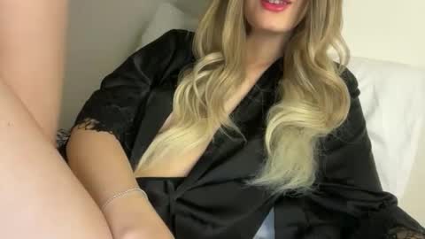 Call me cutie online show from 04.07.26