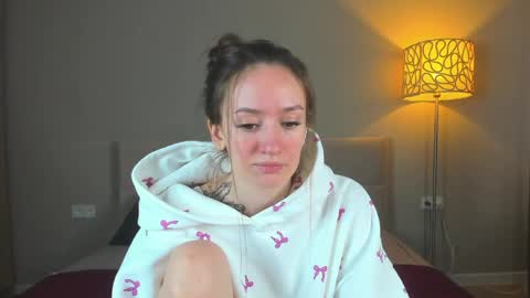 Snapshot of cutie_naughty_girl chatting on 05.16.26 Kate online show from 05.16.26