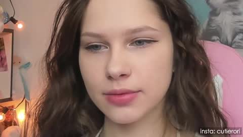 Snapshot of cutierori chatting on 02.28.25 Rori  Instagram cutierori  online show from 02.28.25