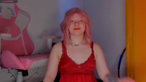 Snapshot of cutiesue chatting on 07.01.26 CutieSue online show from 07.01.26