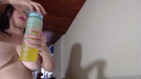 LIZETH online show from 10.21.25