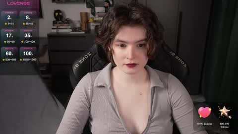 Helen Blossom online show from 05.11.26