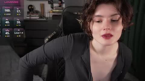Helen Blossom online show from 05.29.26