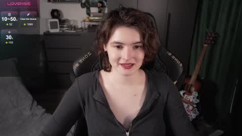 Helen Blossom online show from 07.07.26