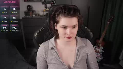 Helen Blossom online show from 07.21.26