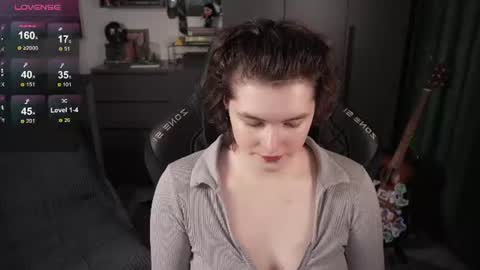 Helen Blossom online show from 07.23.26