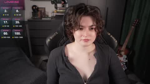 Helen Blossom online show from 07.28.26