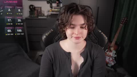 Helen Blossom online show from 07.28.26