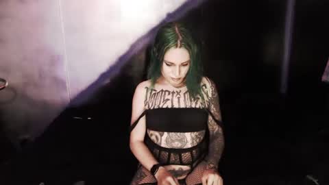 Nikki online show from 03.12.25