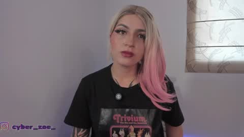  cyber zoe   online show from 07.07.26