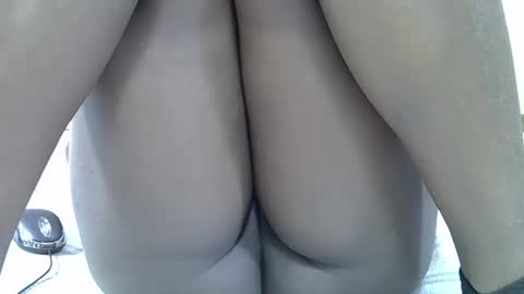 Snapshot of cynazy chatting on 11.10.25 cynazy online show from 11.10.25