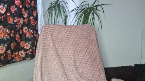 Snapshot of cyndee_winter chatting on 01.18.26 Cyndee Winter online show from 01.18.26