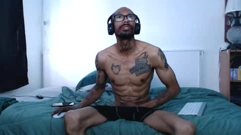SkinnyTattedGuy online show from 07.23.26
