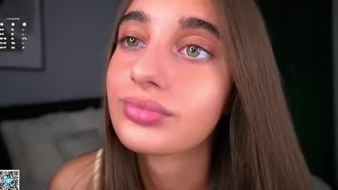 Isabella online show from 11.14.25