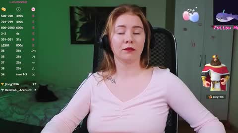 Snapshot of d0nna_ chatting on 09.13.25 Donna online show from 09.13.25