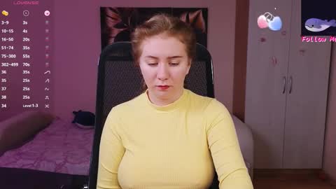 Snapshot of d0nna_ chatting on 09.16.25 Donna online show from 09.16.25