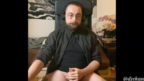 Snapshot of d1ckass chatting on 02.12.25 d1ckass online show from 02.12.25