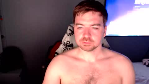 Snapshot of d_surman1994 chatting on 11.11.25 d_surman1994 online show from 11.11.25