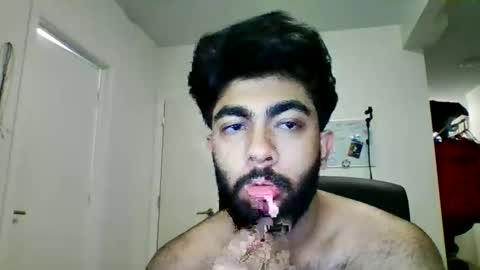 Snapshot of da1x chatting on 11.18.25 da1x online show from 11.18.25