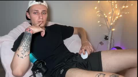 Snapshot of da_danya chatting on 10.04.25 da_danya online show from 10.04.25