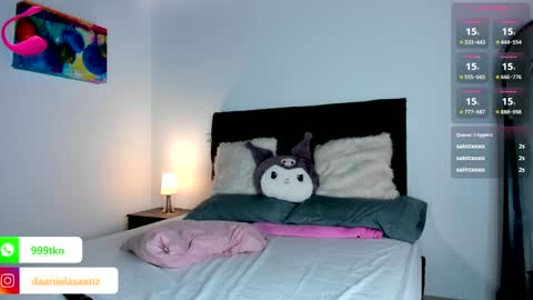 Snapshot of daani_saenzz chatting on 01.12.25 Daniela Saenz online show from 01.12.25