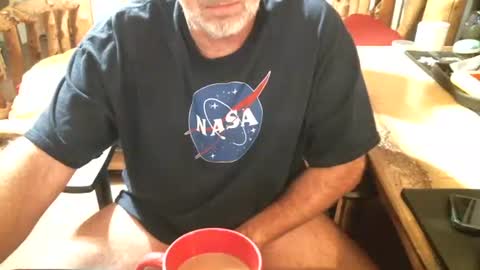 Snapshot of dabaatendae chatting on 11.24.25 dabaatendae online show from 11.24.25