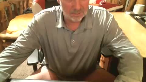 Snapshot of dabaatendae chatting on 12.04.25 dabaatendae online show from 12.04.25