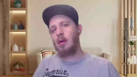 Snapshot of dabbydaddy25 chatting on 09.30.25 dabbydaddy25 online show from 09.30.25