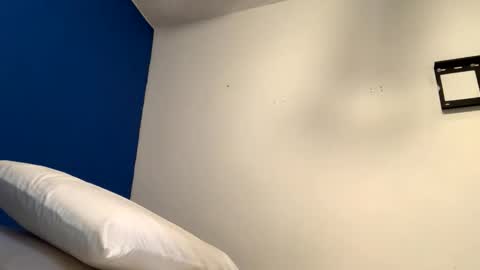 Snapshot of dabeibe chatting on 02.12.26 Jewbb online show from 02.12.26