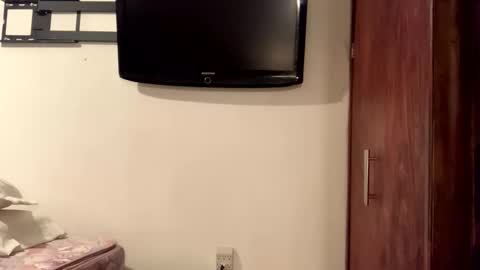 Snapshot of dabeibe chatting on 03.08.26 Jewbb online show from 03.08.26