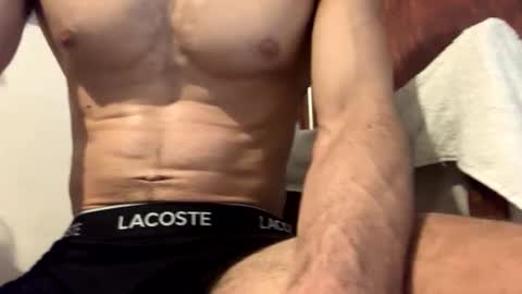 Snapshot of dabeibe chatting on 03.26.26 Jewbb online show from 03.26.26