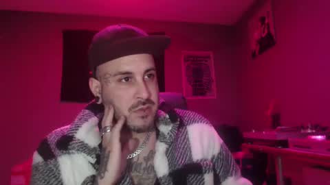 Snapshot of dabirdfree chatting on 12.22.24 Destroyer online show from 12.22.24