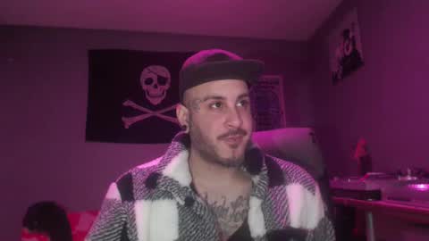 Snapshot of dabirdfree chatting on 01.27.25 Destroyer online show from 01.27.25