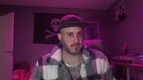 Snapshot of dabirdfree chatting on 02.07.25 Destroyer online show from 02.07.25