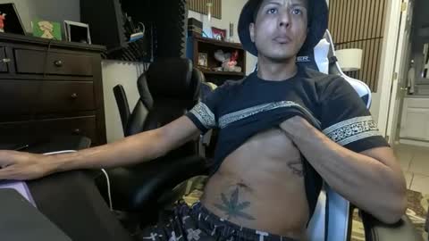 Snapshot of daddy_c420 chatting on 10.04.25 Daddy-C online show from 10.04.25