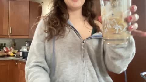 Belle  Email daddydaycarecb  online show from 12.18.25