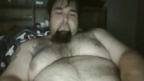 Snapshot of daddyburse17 chatting on 04.10.26 ThickNBearded online show from 04.10.26