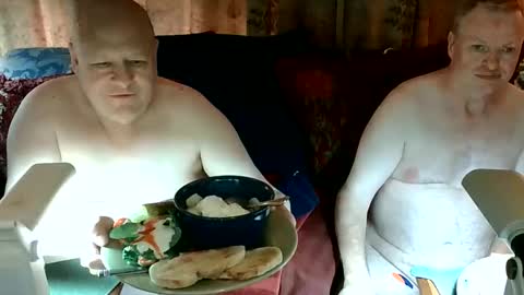 Snapshot of daddycubbyhubby chatting on 06.06.26 Daddy online show from 06.06.26