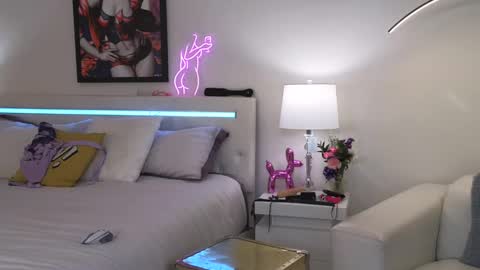 Sabrinna Bae online show from 02.02.25