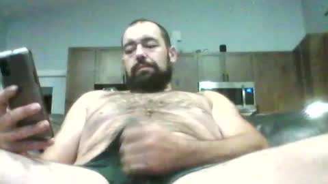 Snapshot of daddyj1983 chatting on 08.04.26 daddyj1983 online show from 08.04.26