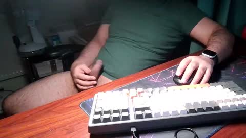 Snapshot of daddypimp3 chatting on 10.01.25 Paul online show from 10.01.25