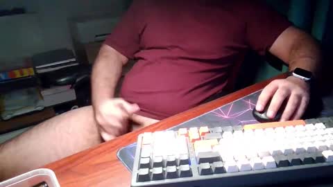 Snapshot of daddypimp3 chatting on 10.08.25 Paul online show from 10.08.25