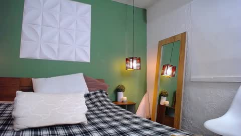 Snapshot of daddys_little_secrett chatting on 12.05.24 Valen online show from 12.05.24