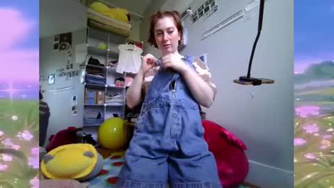 Snapshot of daddysdollhouse chatting on 07.14.26 Saoirse online show from 07.14.26