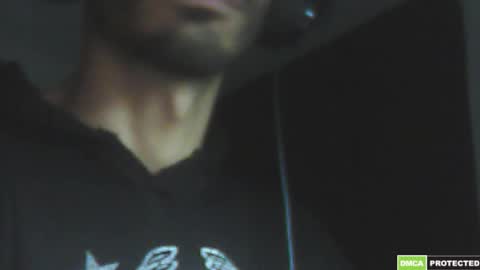 Snapshot of daddyselim chatting on 01.31.25 the alpha online show from 01.31.25