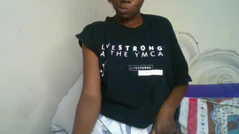 Snapshot of daddyslove_ chatting on 09.14.25 Daddys love online show from 09.14.25